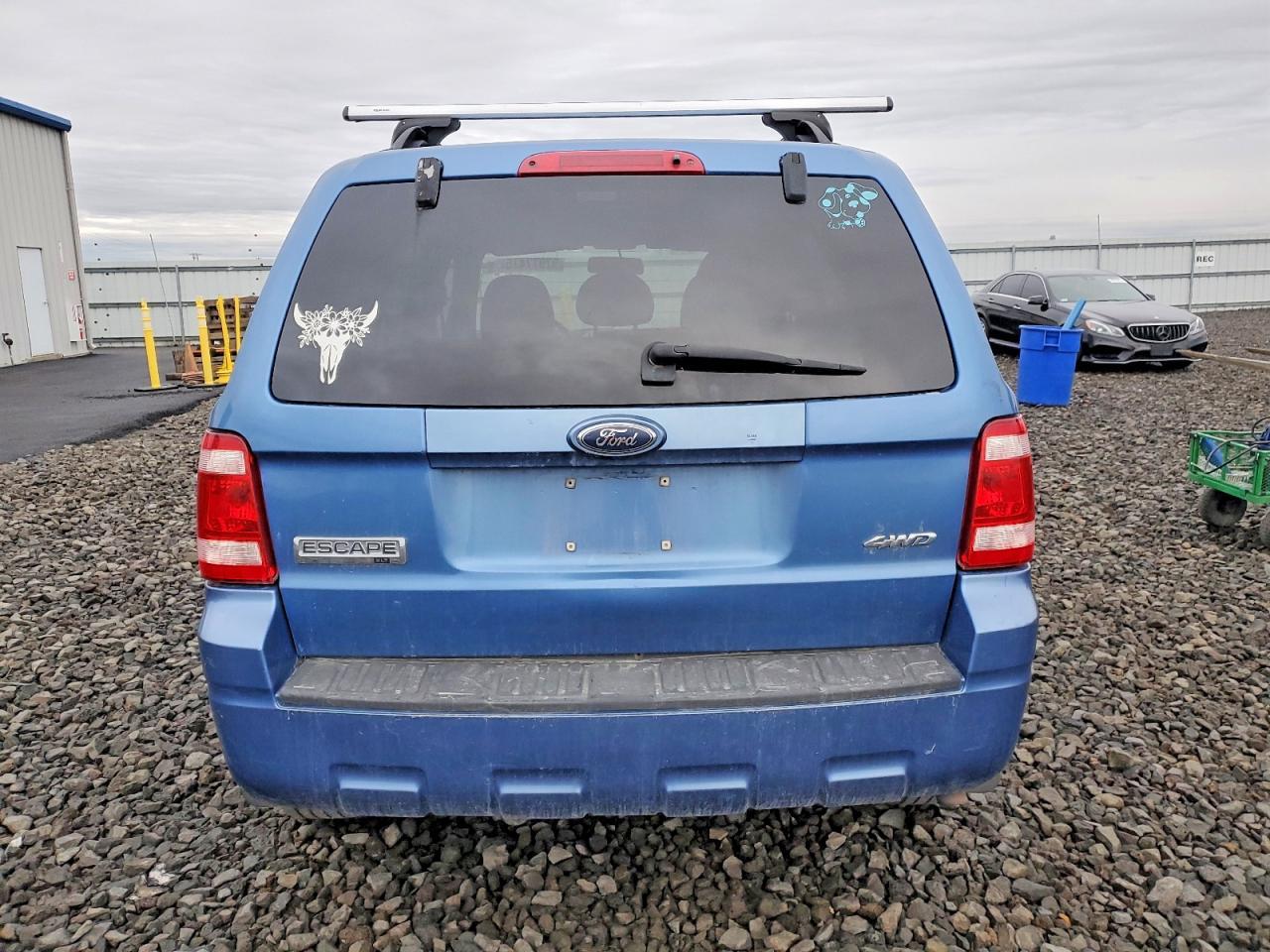 2009 FORD ESCAPE