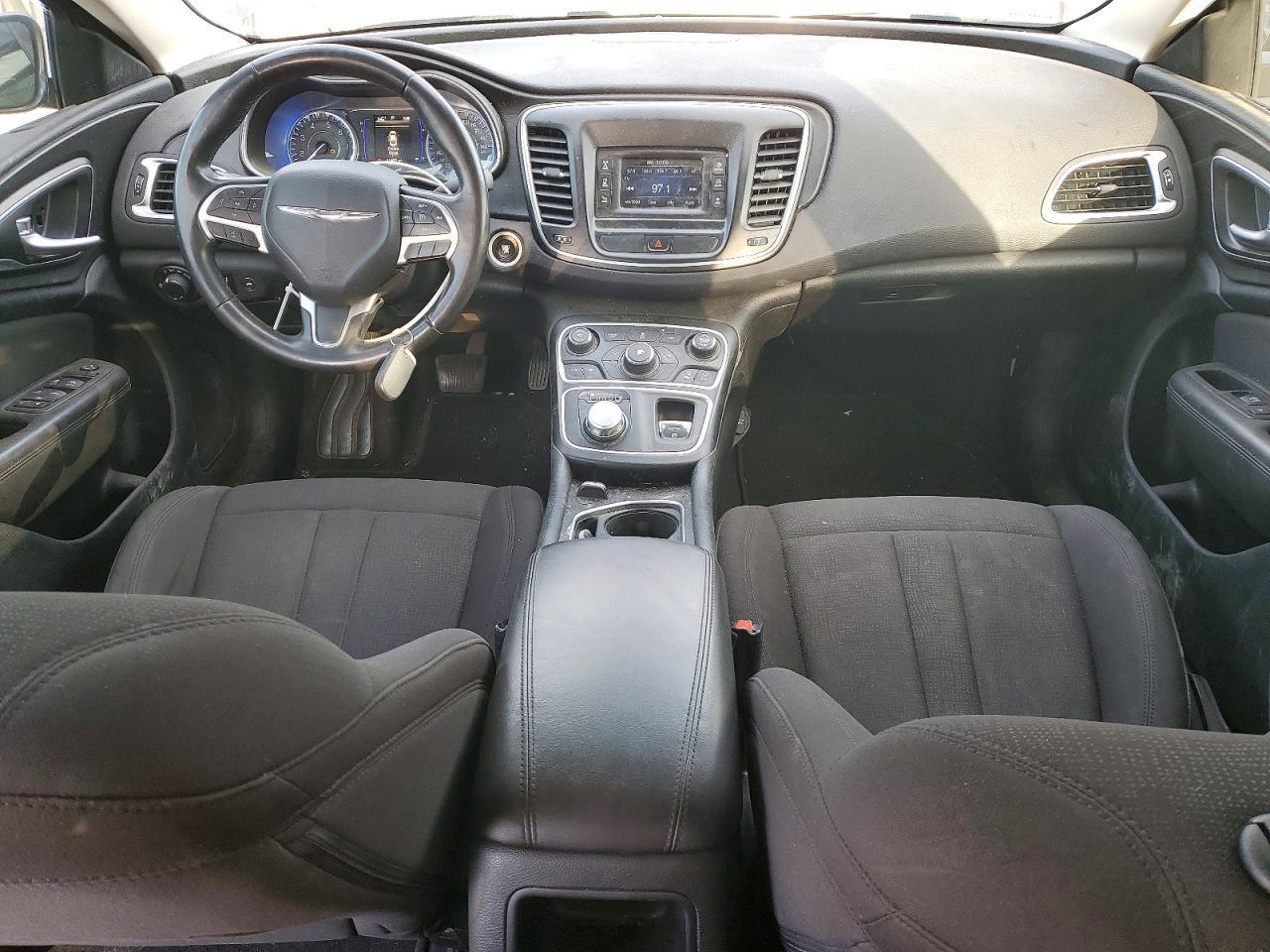 2015 CHRYSLER 200