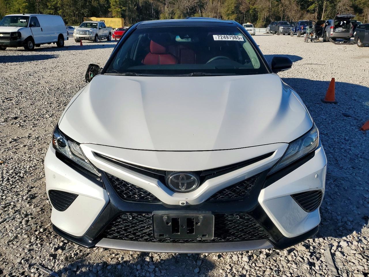 2018 TOYOTA CAMRY