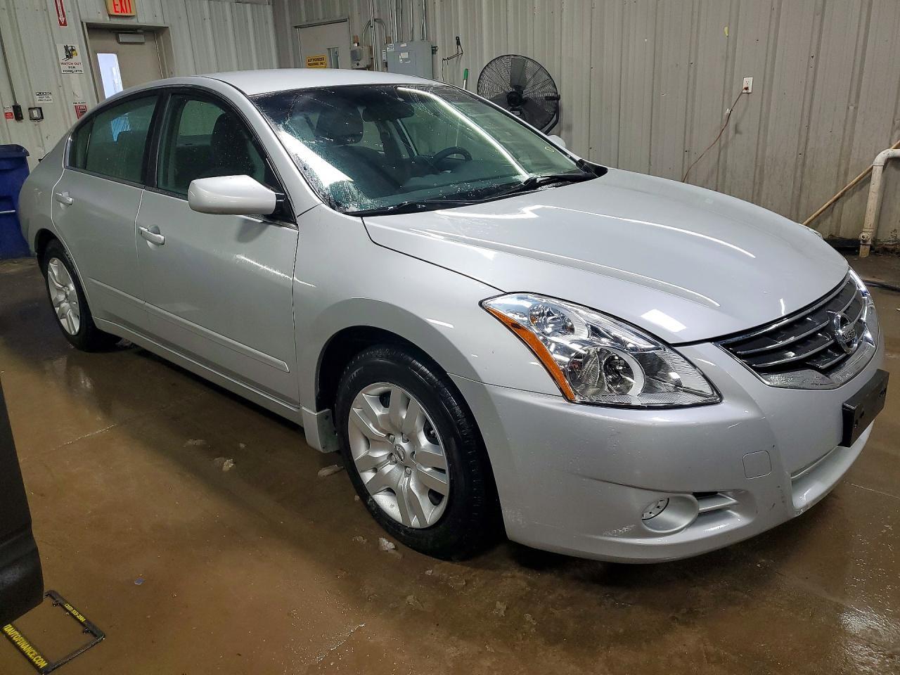2012 NISSAN ALTIMA