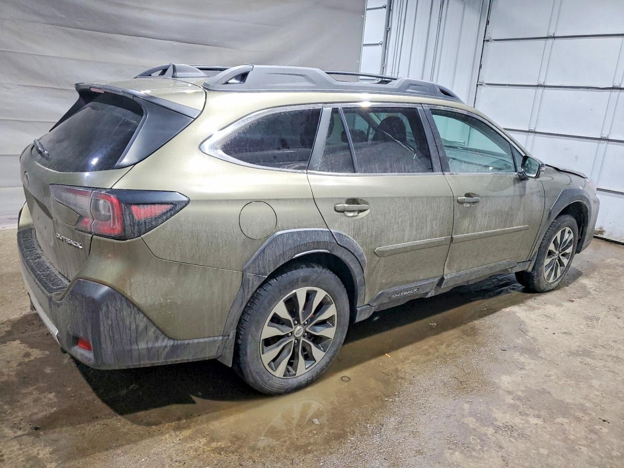 2023 SUBARU Outback