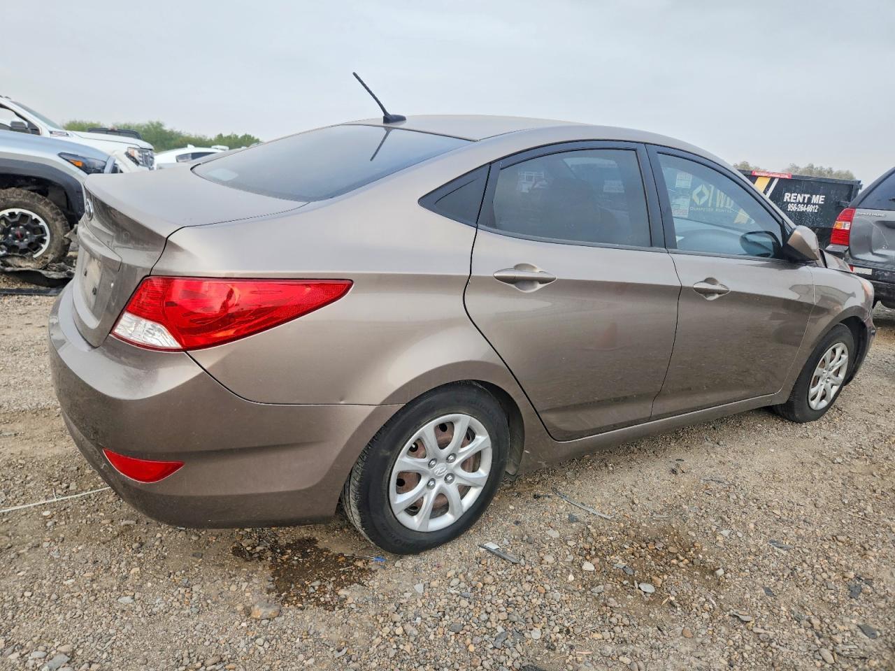 2014 HYUNDAI ACCENT