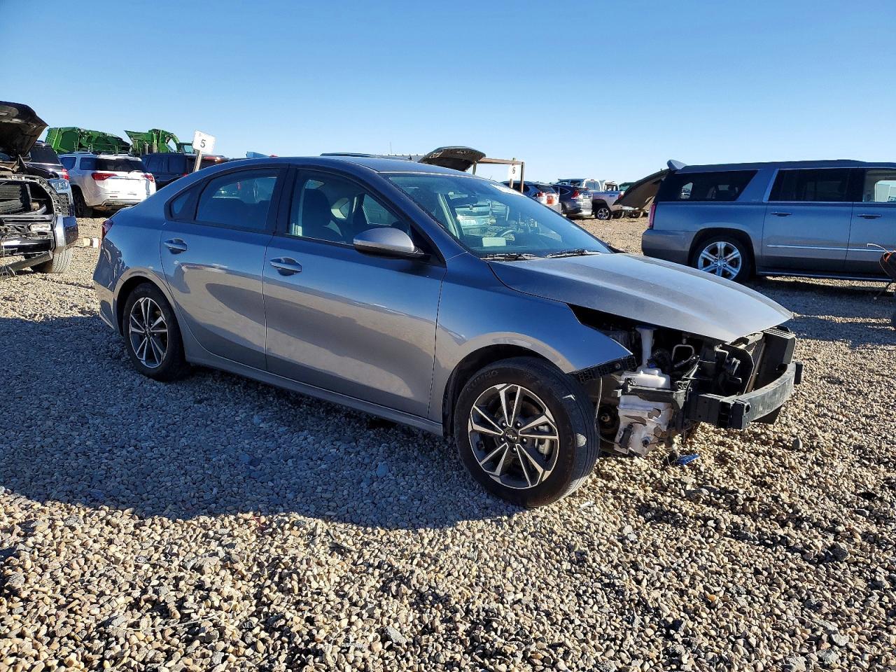 2024 KIA FORTE