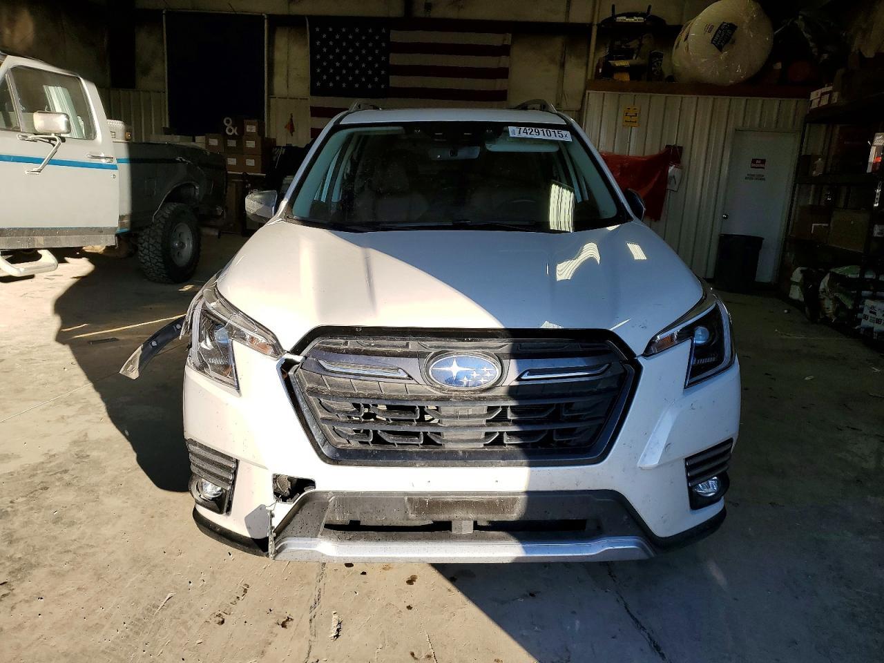 2024 SUBARU FORESTER