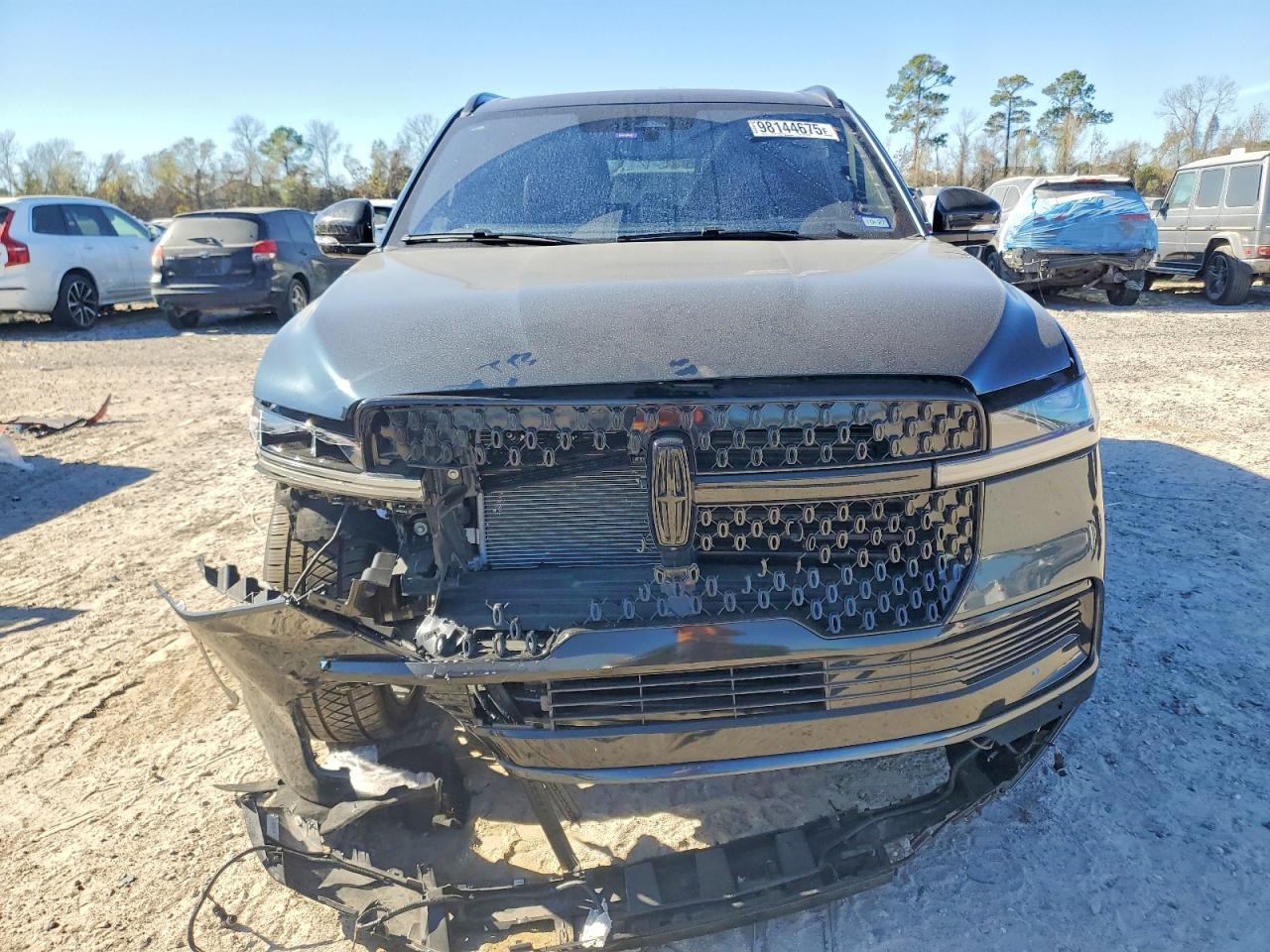 2025 LINCOLN Navigator