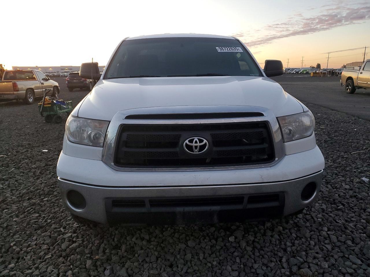 2012 TOYOTA TUNDRA