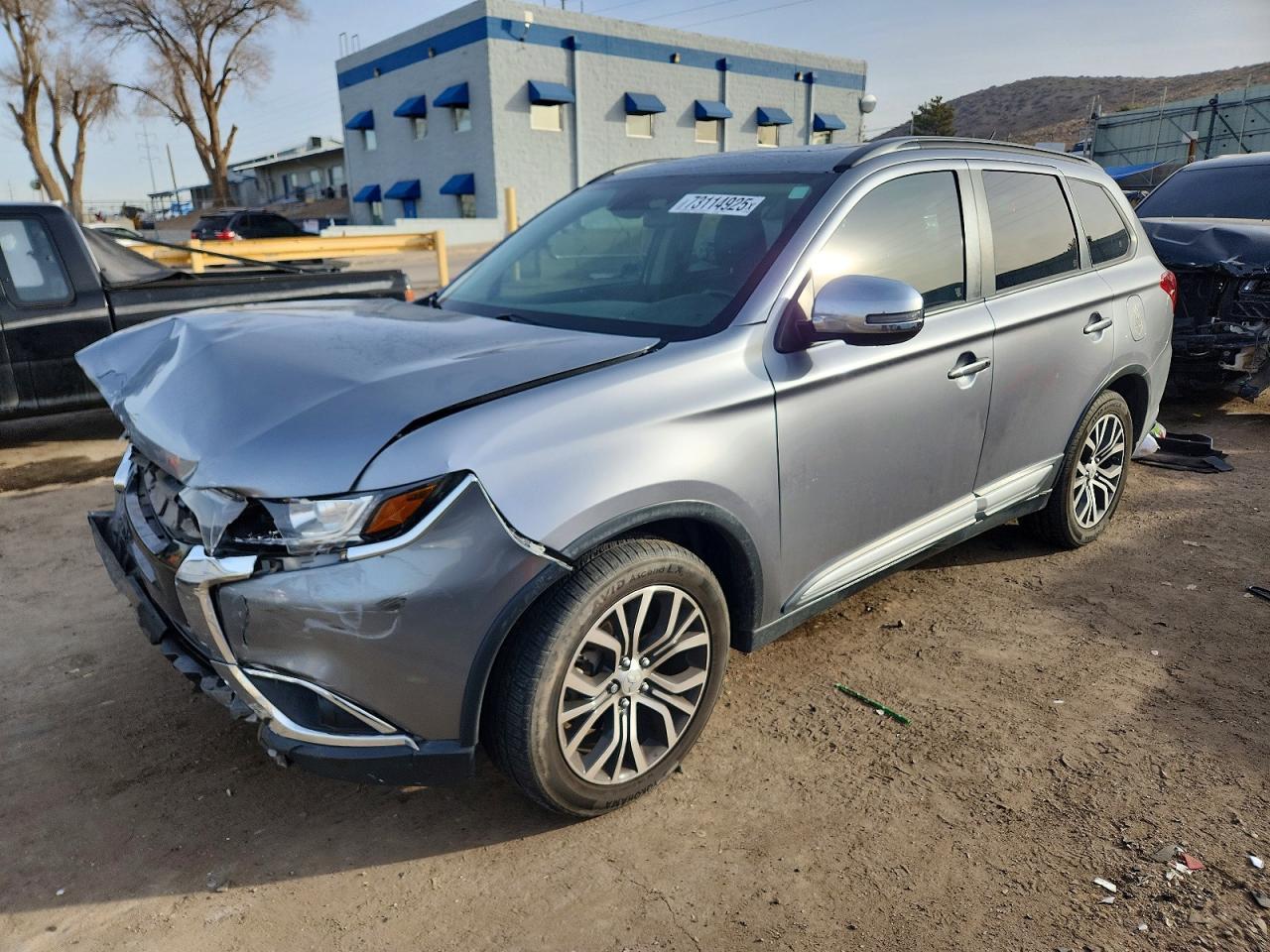 2016 MITSUBISHI outlander