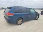 2012 TOYOTA SIENNA