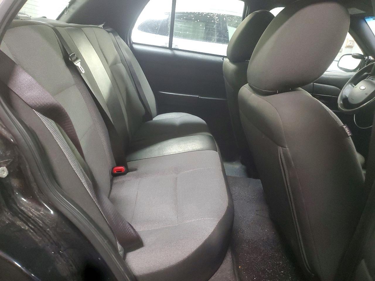 2011 FORD Crown Victoria