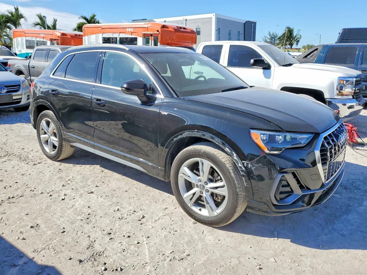 2021 AUDI Q3
