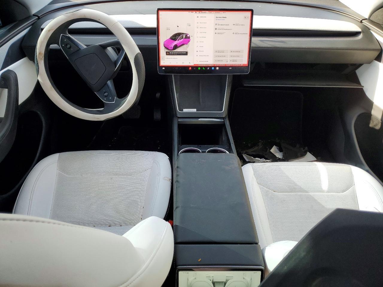 2026 TESLA MODEL Y
