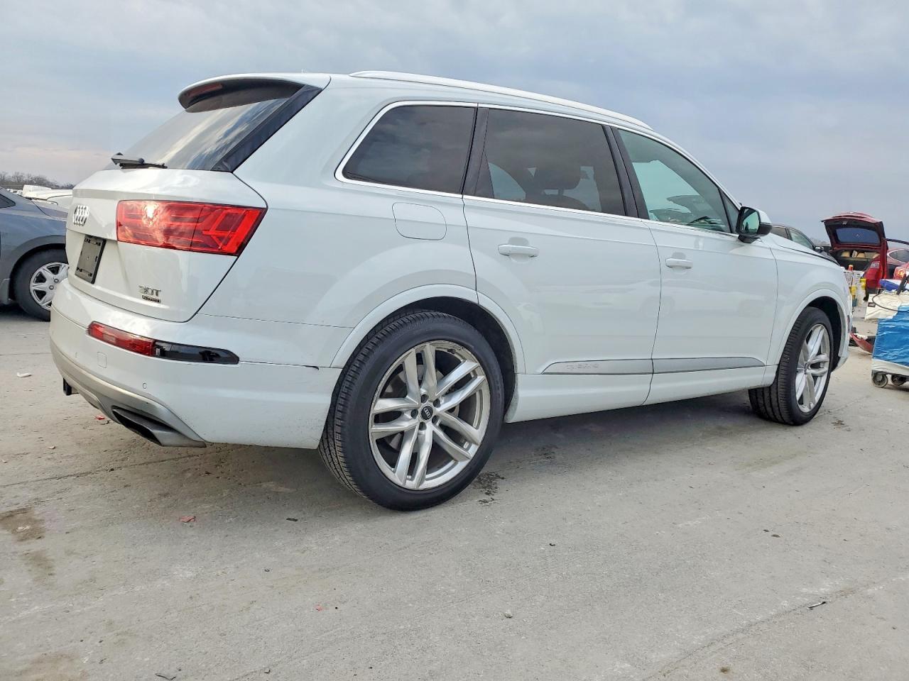 2018 AUDI Q7
