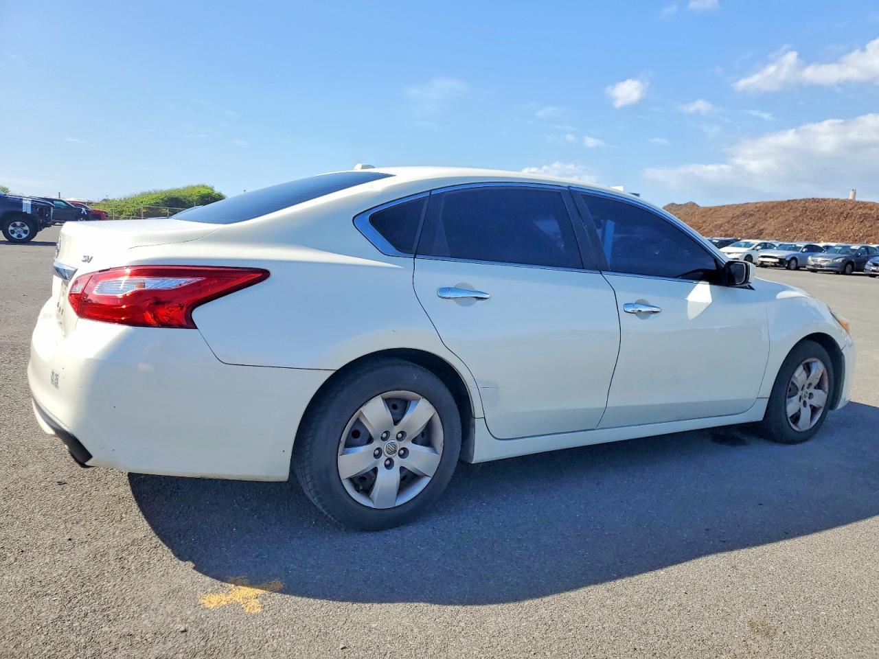 2017 NISSAN ALTIMA