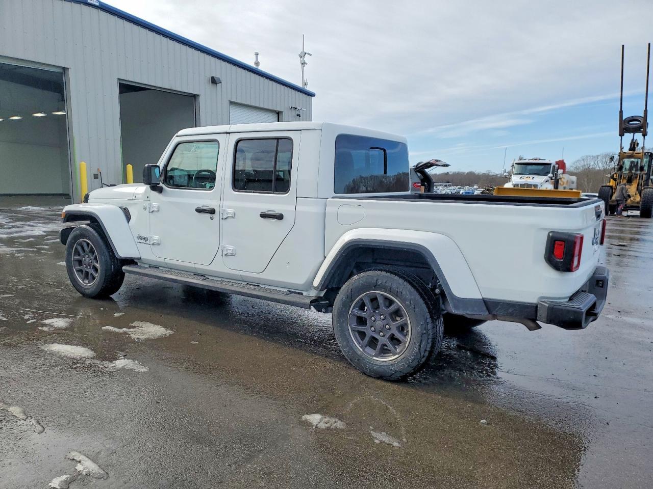 2023 JEEP Gladiator
