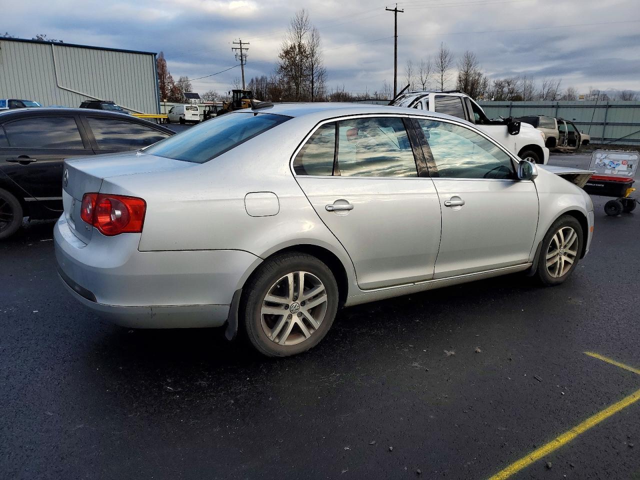 2006 VOLKSWAGEN JETTA
