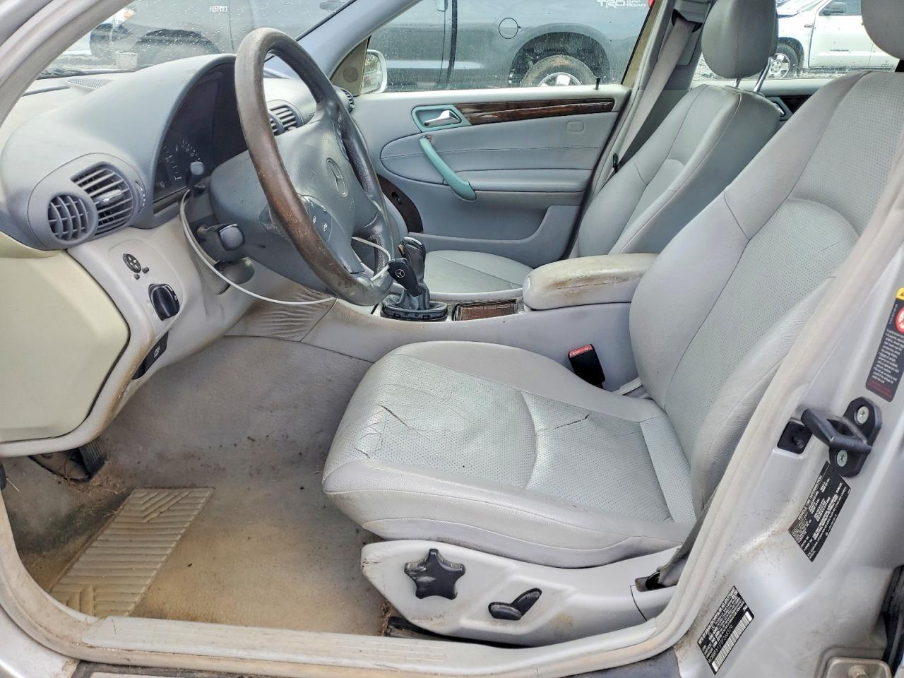 2002 MERCEDES-BENZ C-CLASS