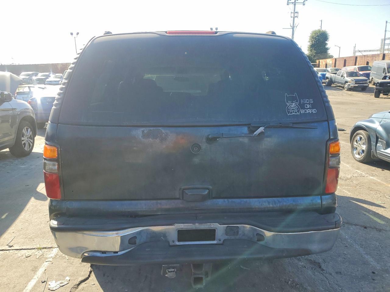 2004 CHEVROLET Suburban