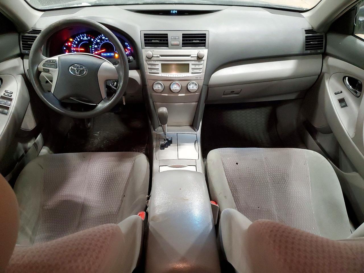 2011 TOYOTA CAMRY