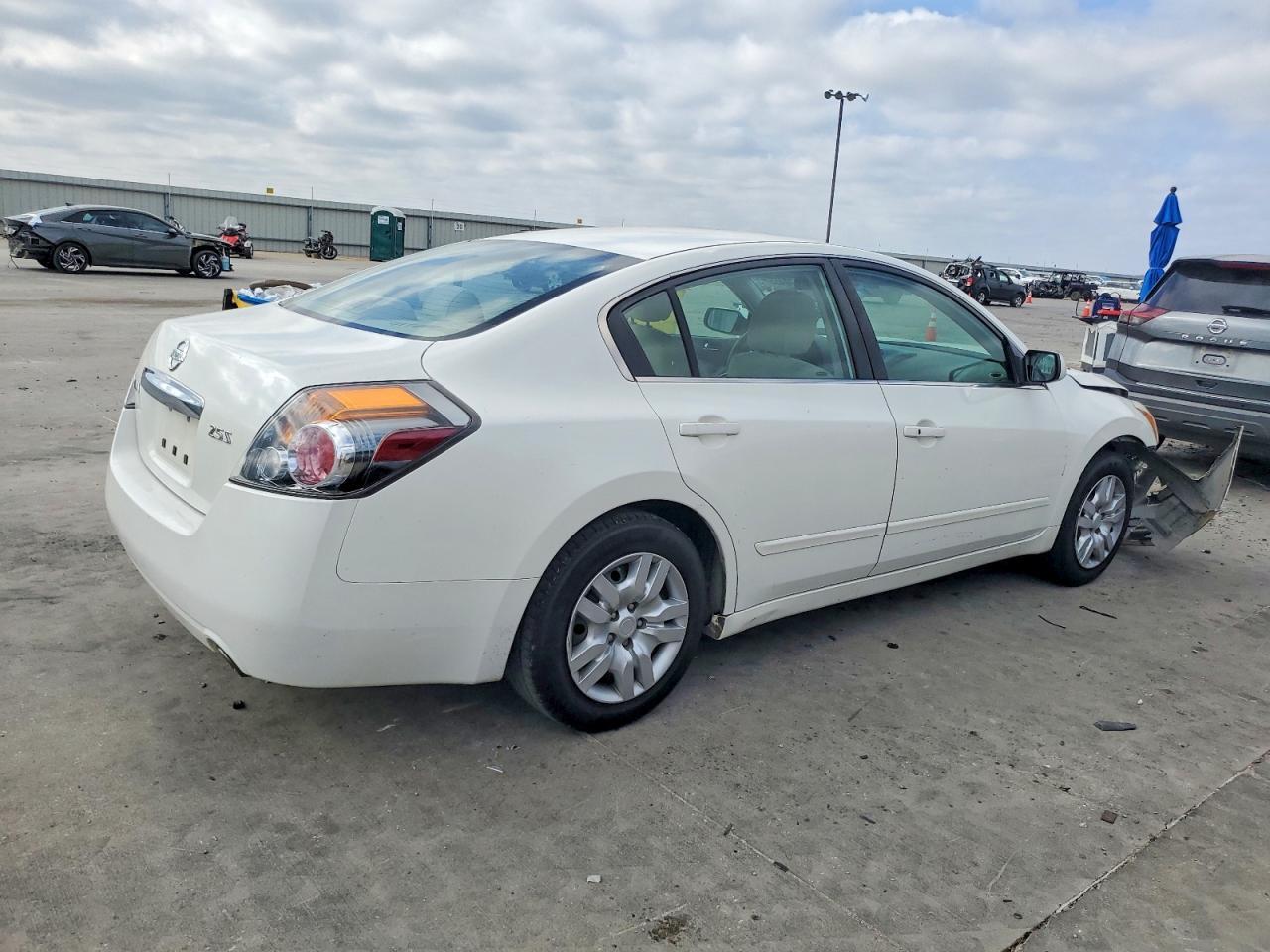 2012 NISSAN ALTIMA