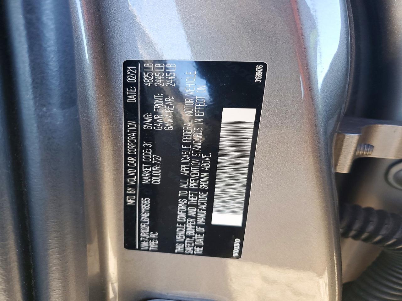 2021 VOLVO S60