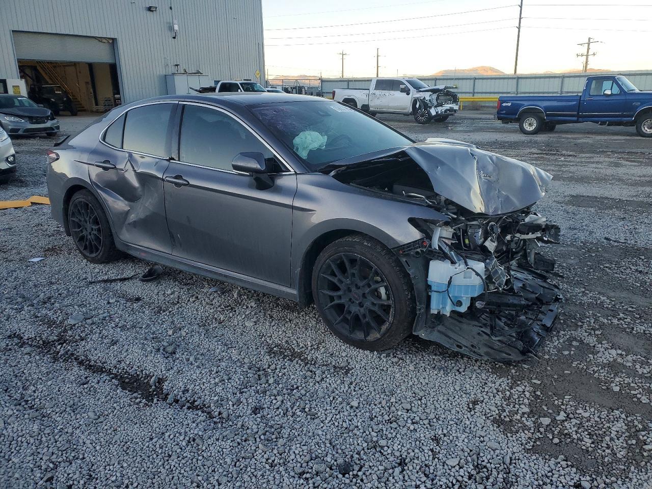 2023 TOYOTA CAMRY