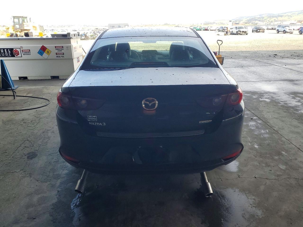 2025 MAZDA 3