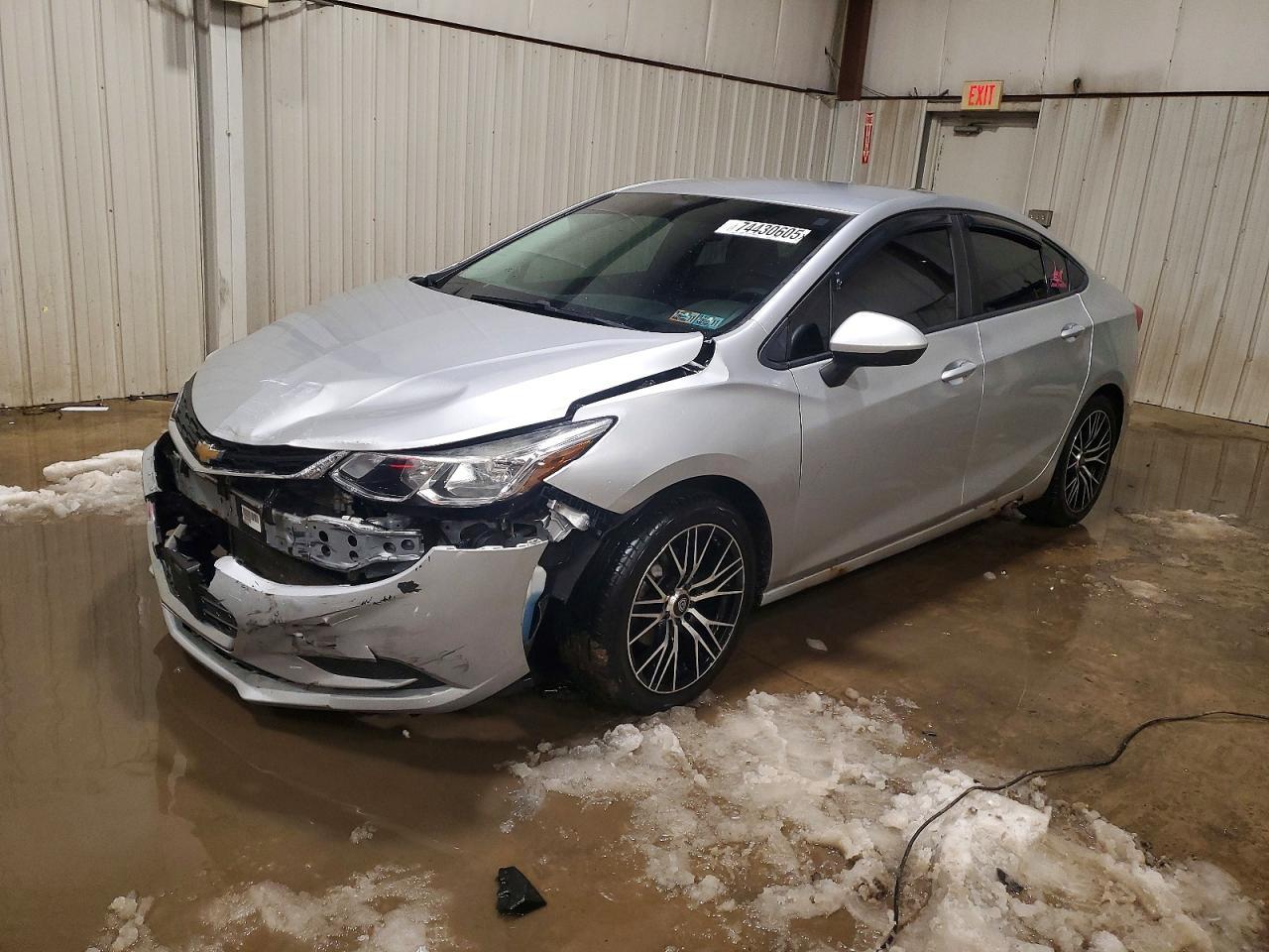 2016 CHEVROLET CRUZE