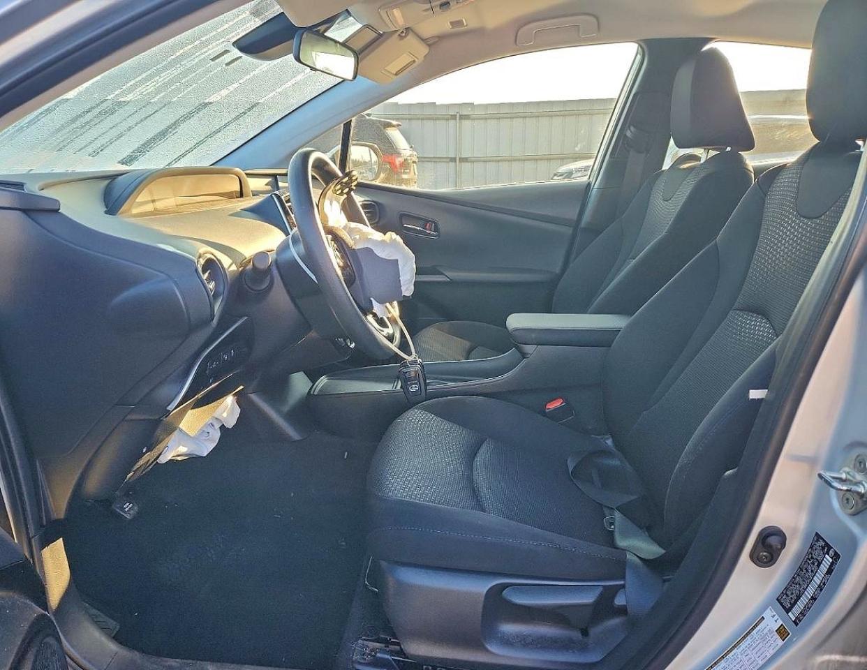 2022 TOYOTA PRIUS