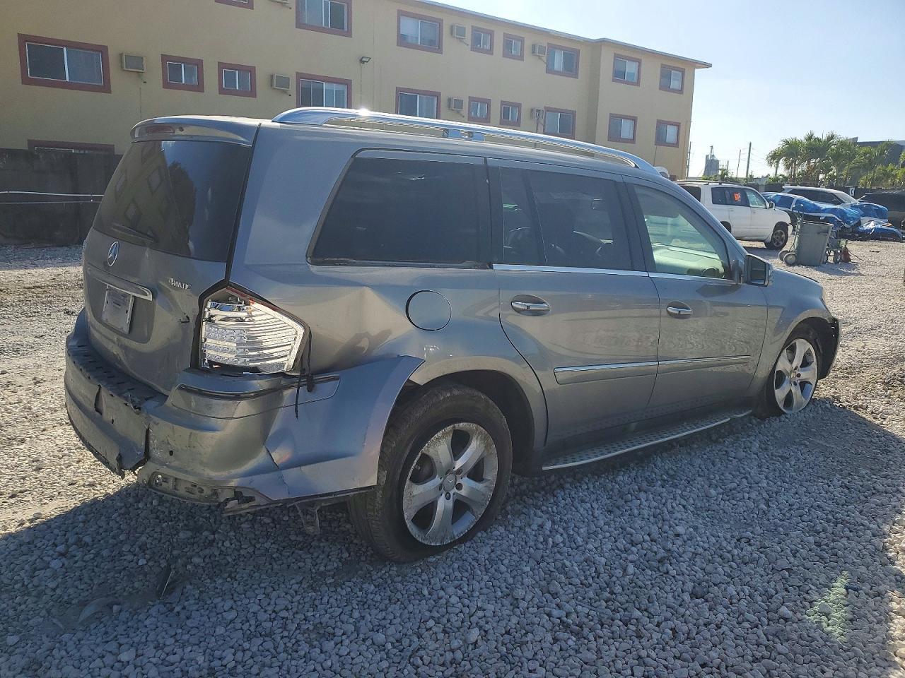 2012 MERCEDES-BENZ GL-Class