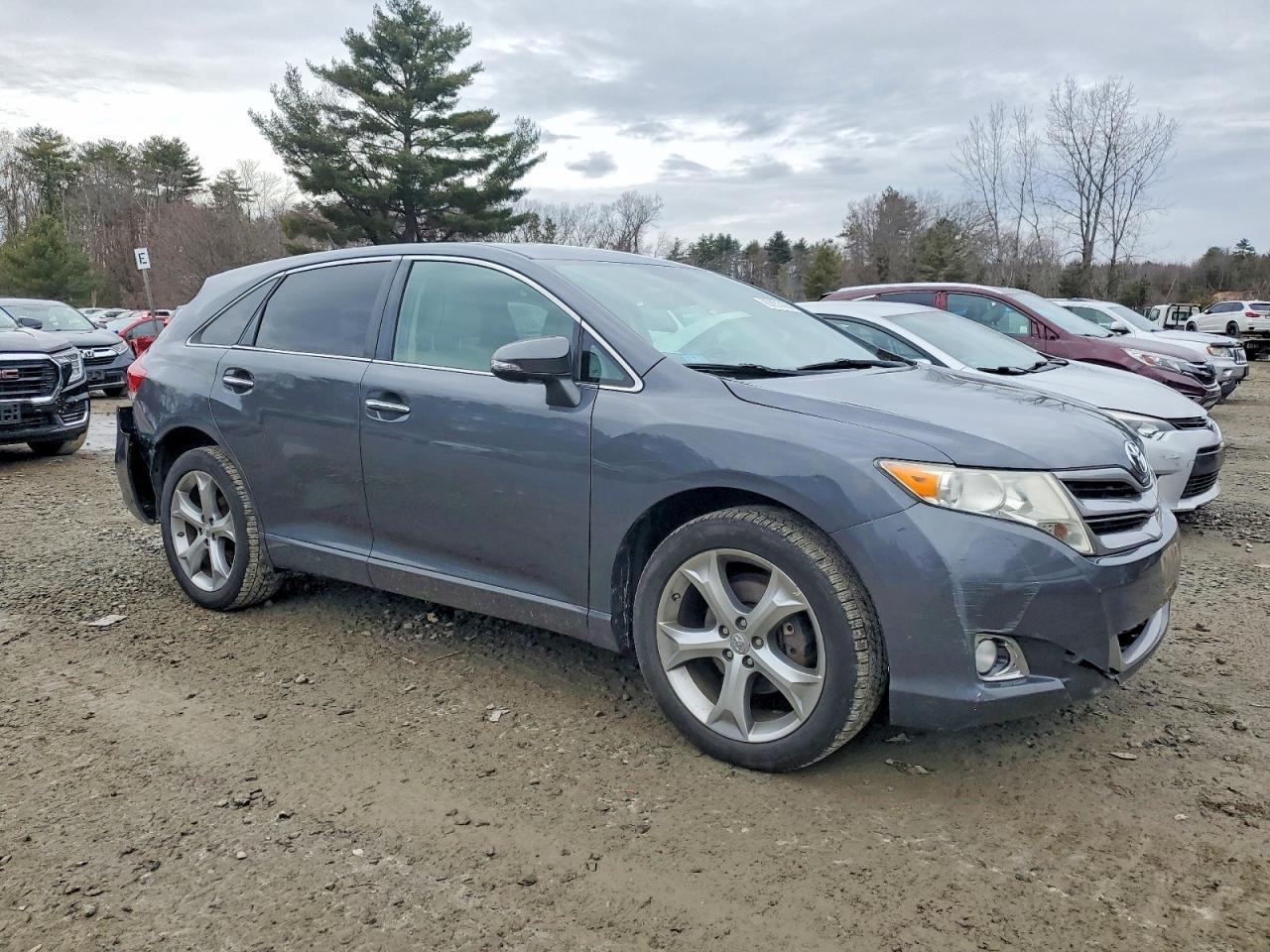 2013 TOYOTA VENZA