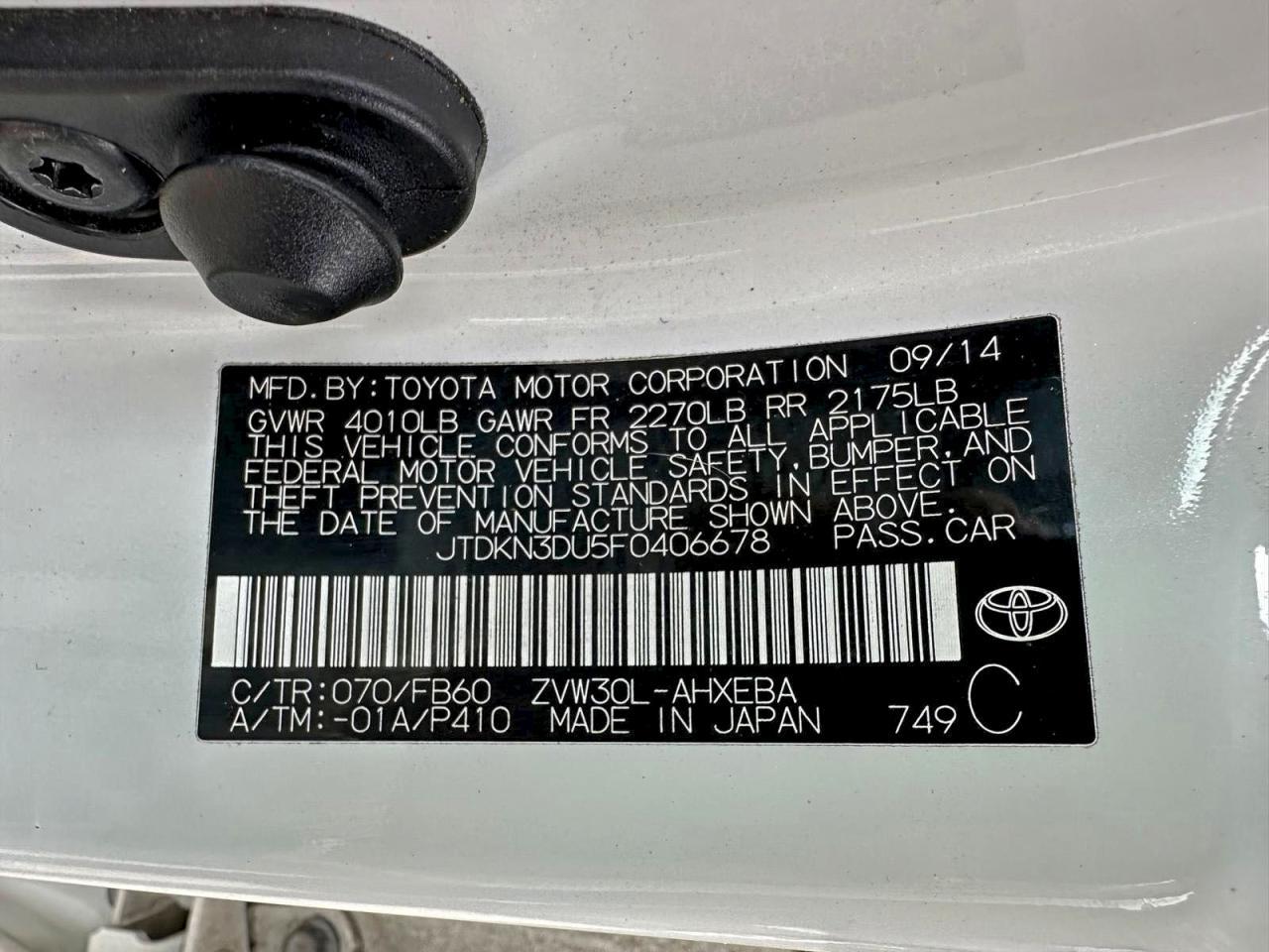 2015 TOYOTA PRIUS