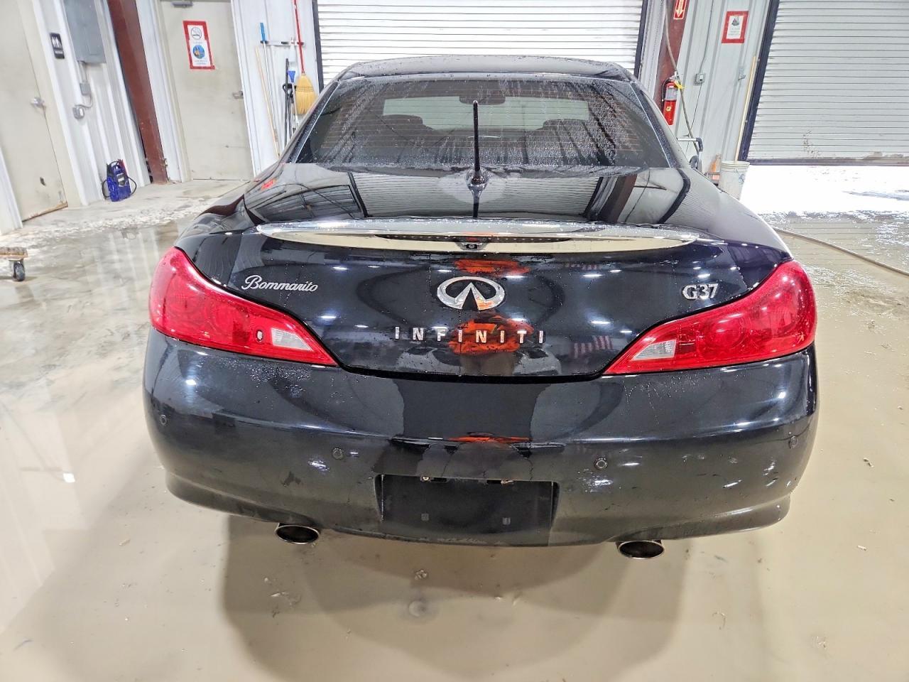 2012 INFINITI G37