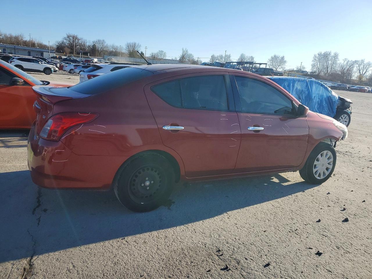 2018 NISSAN VERSA
