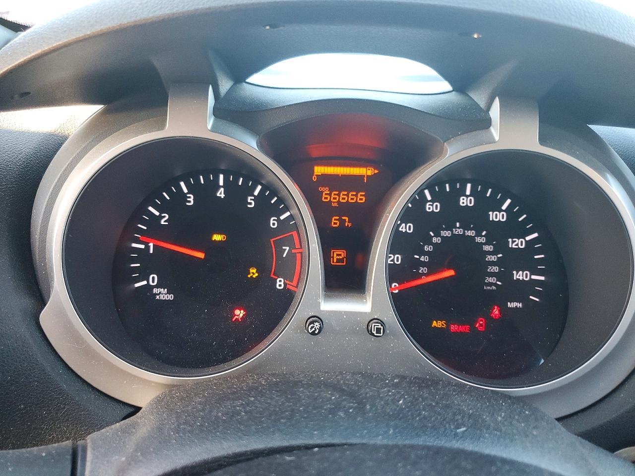 2017 NISSAN Juke