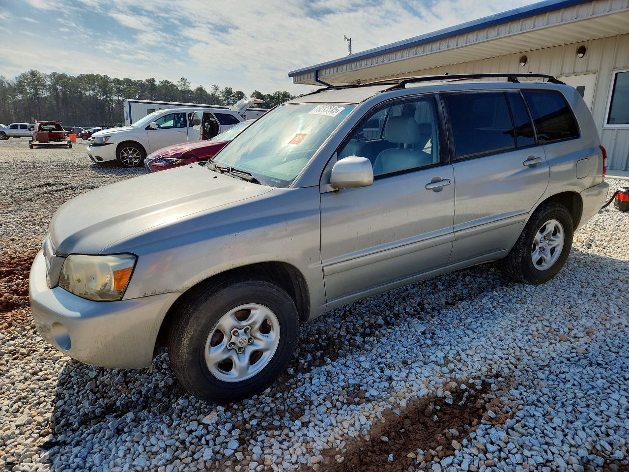 2005 TOYOTA HIGHLANDER