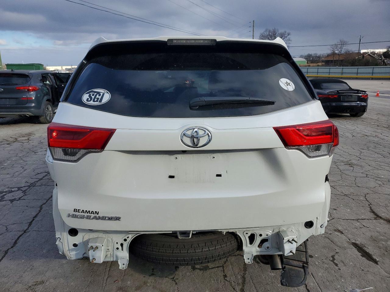 2018 TOYOTA HIGHLANDER