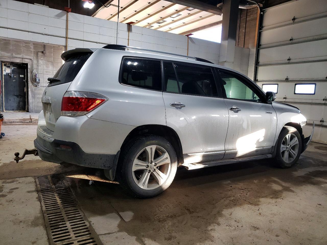 2012 TOYOTA HIGHLANDER