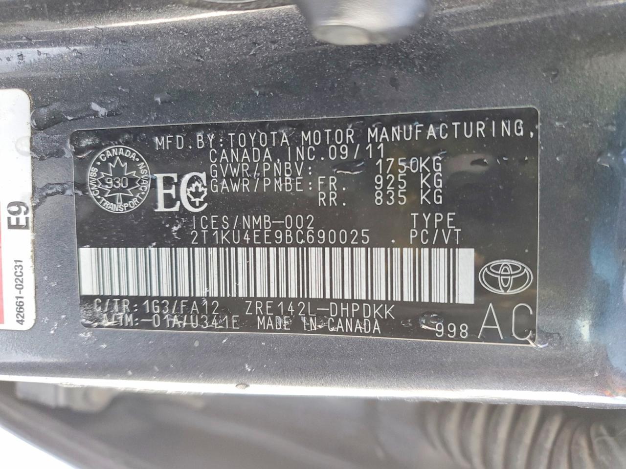 2011 TOYOTA COROLLA
