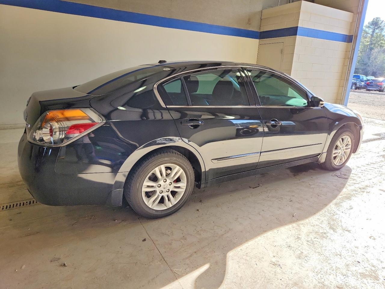 2012 NISSAN ALTIMA