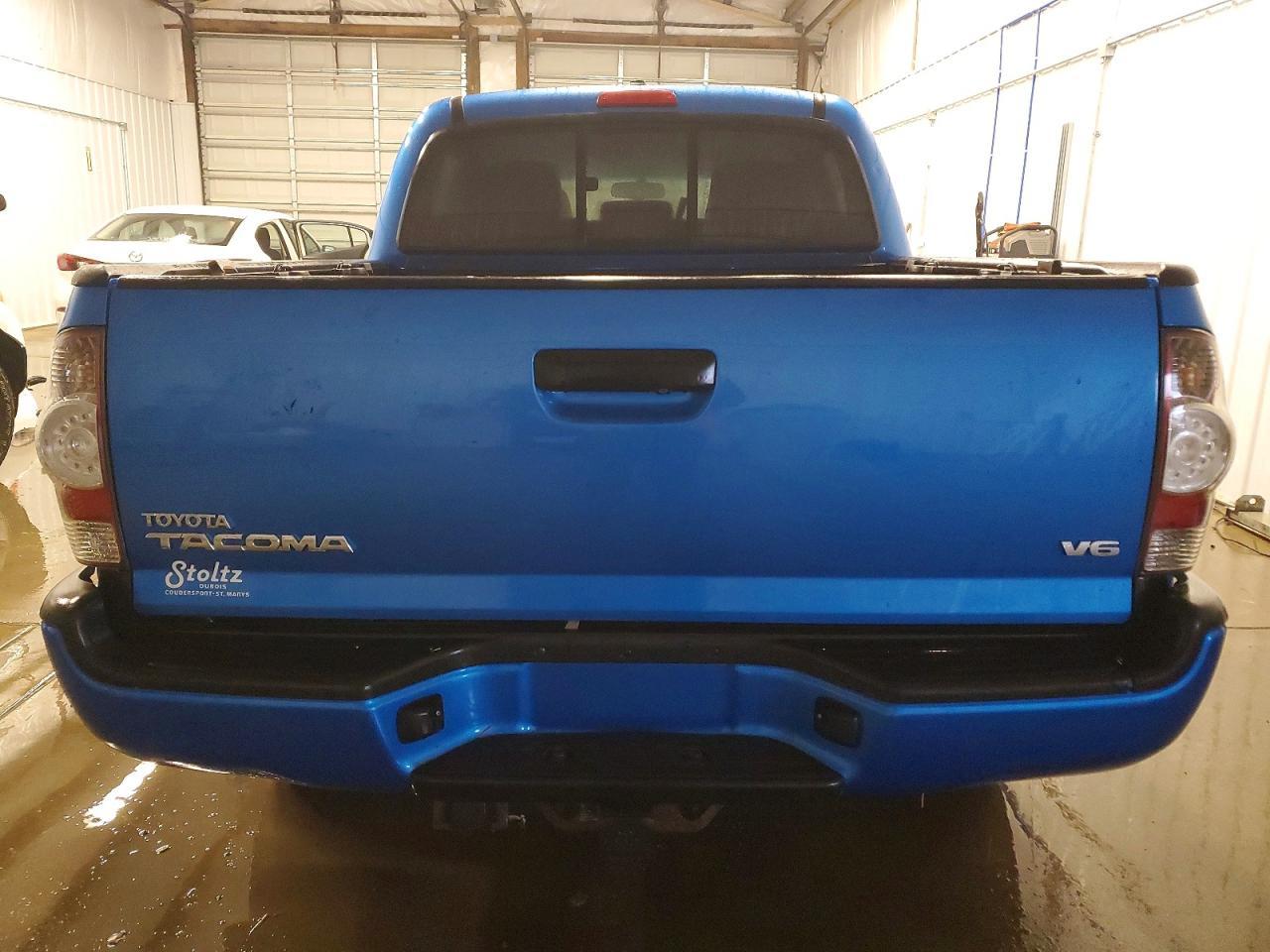 2011 TOYOTA TACOMA
