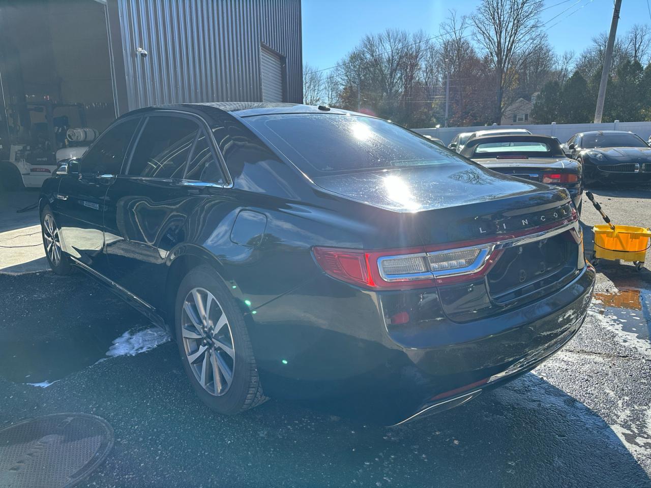 2017 LINCOLN Continental