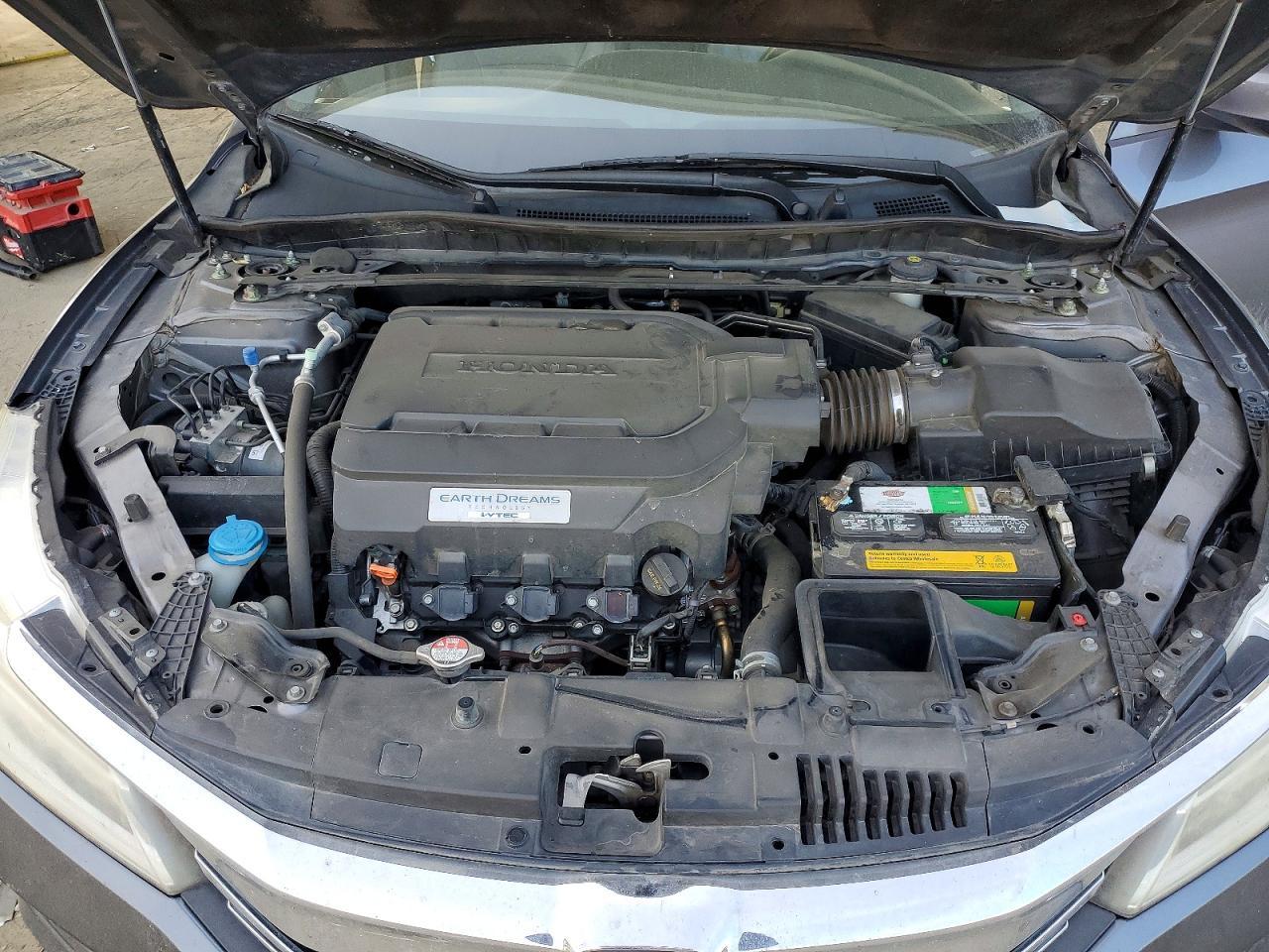 2016 HONDA ACCORD