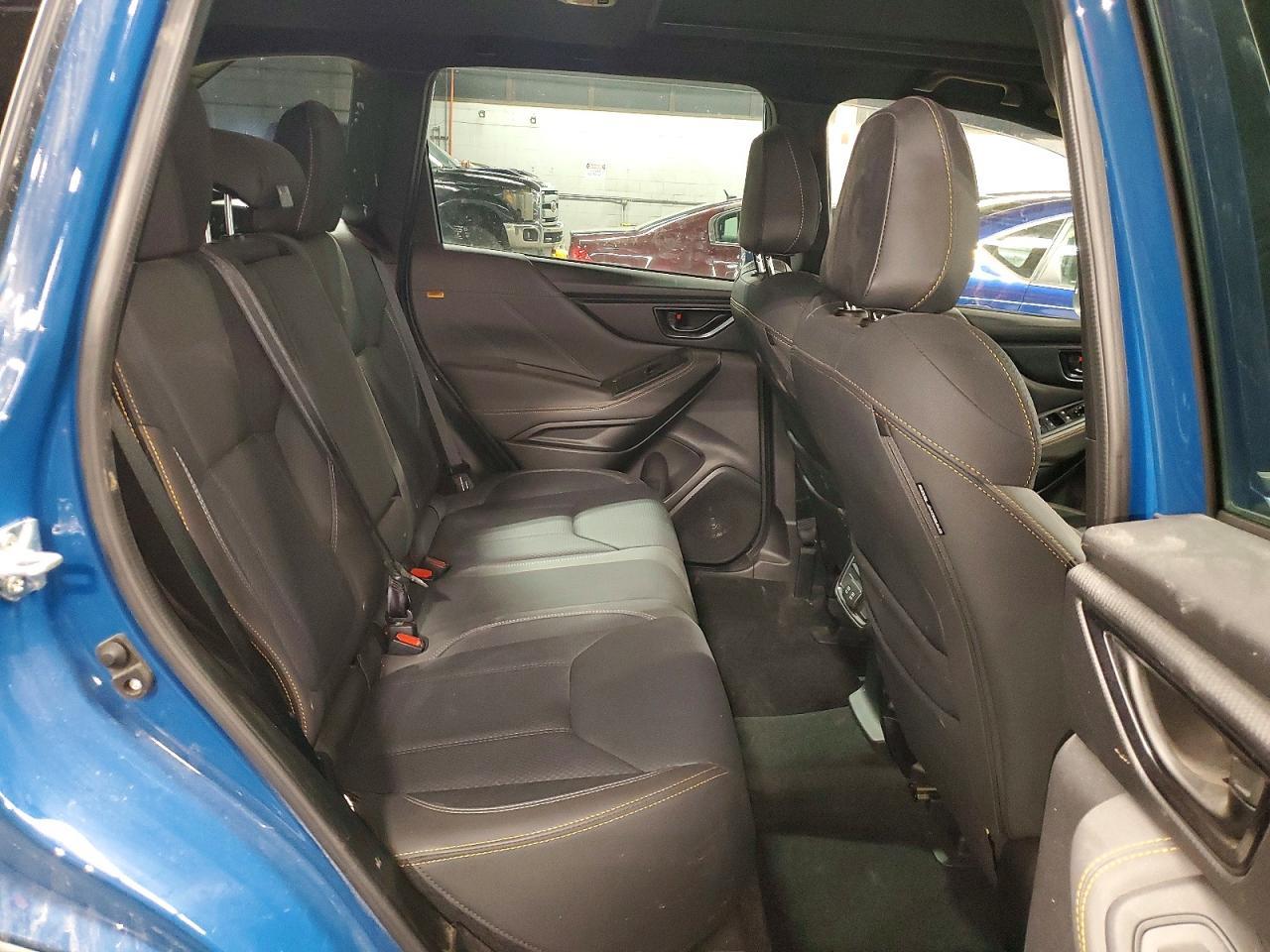 2023 SUBARU FORESTER