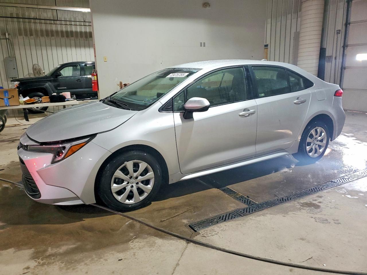 2025 TOYOTA COROLLA