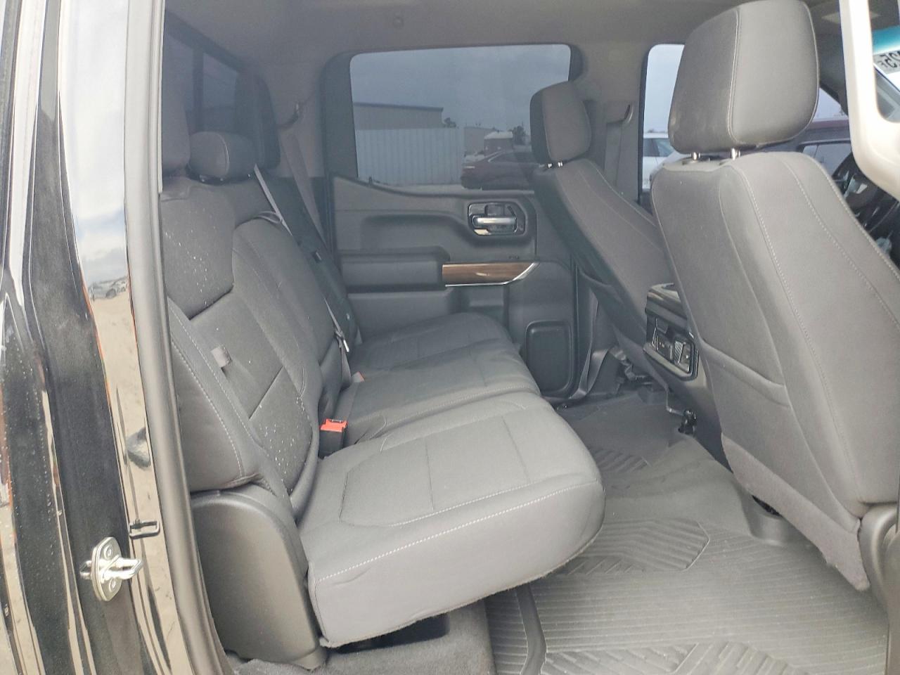 2021 CHEVROLET Silverado