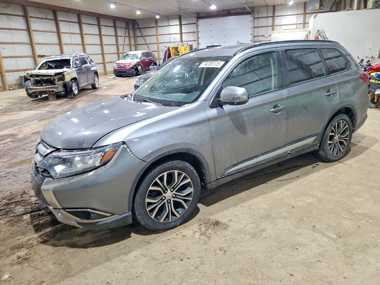 2016 MITSUBISHI outlander
