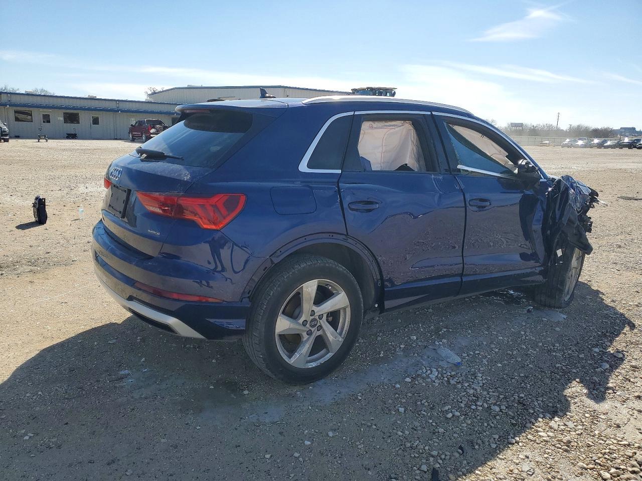 2021 AUDI Q3