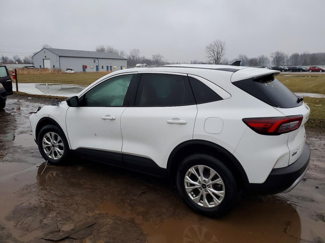 2023 FORD ESCAPE