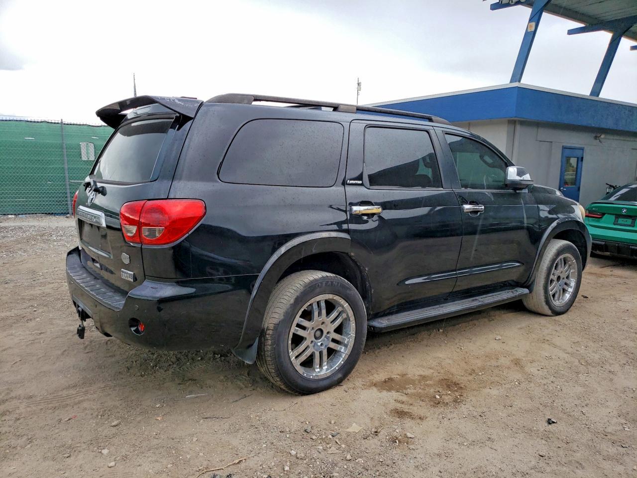 2008 TOYOTA Sequoia