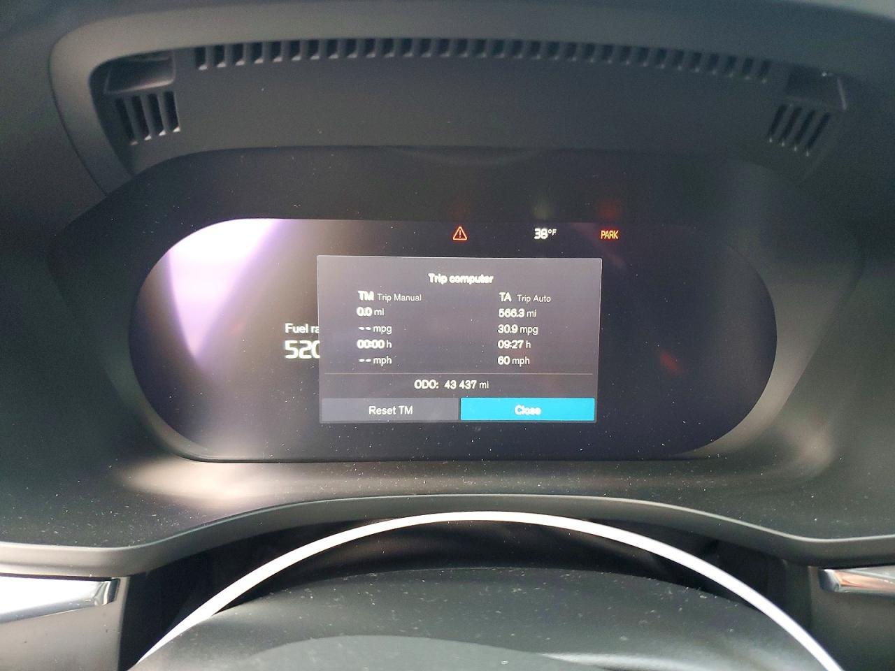 2022 VOLVO XC60